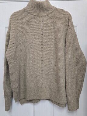Stitch and Feather Turtleneck Sweater - Taupe, size Medium